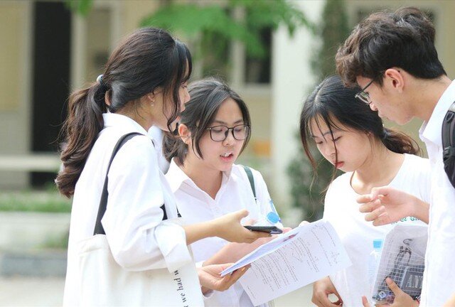 Trường Đại học Luật Hà Nội thông báo điểm sàn đối với các chương trình đào tạo thuộc lĩnh vực pháp luật là 20 điểm (áp dụng cho thí sinh khu vực 3). Ảnh minh họa: TL