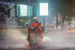 Miền Bắc tiếp tục mưa lớn