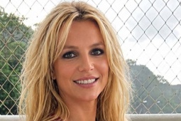 ‘Công chúa nhạc pop’ Britney Spears mất kiểm soát