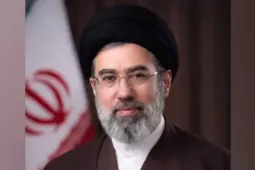 Lãnh tụ Tối cao Iran đưa ra thông điệp mới, thề sẽ trả thù cho sự ra đi của cha mình