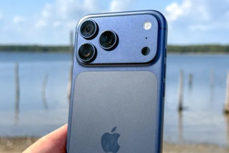 3 lợi ích không ngờ từ trọng lượng lớn của iPhone 18 Pro Max