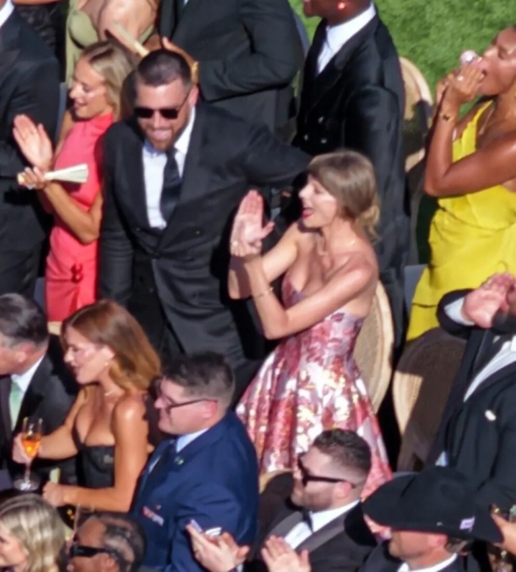 Taylor Swift khiêu vũ hết mình trong đám cưới. Video: Page Six