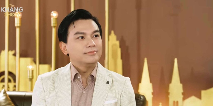 Mạnh Quỳnh sẵn sàng cho hát lại miễn phí hơn 100 ca khúc của mình. (Ảnh: Khang Show)