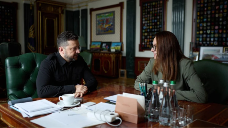 Ông Zelensky và bà Svyrydenko. Ảnh: UP.