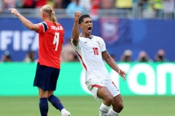 Tranh cãi Bellingham gỡ hòa nhờ dây cáp camera của FIFA, Na Uy chịu bàn thua oan?