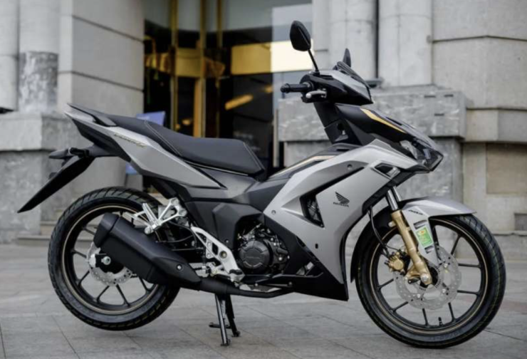 Hai đối thủ cạnh tranh trực tiếp trong phân khúc xe côn tay tại Việt Nam. 