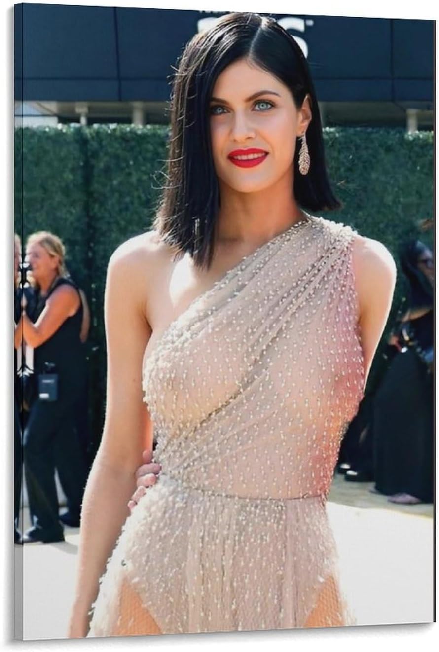 ĐT Anh được yêu thích tại World Cup, "mỹ nhân quyến rũ nhất Hollywood" cổ vũ hết mình - 2