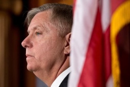 Chính trường Mỹ xáo trộn mạnh vì sự ra đi đường đột của Thượng nghị sĩ Lindsey Graham