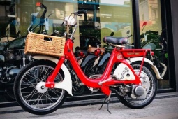 Xe máy cổ Honda P25 1965 tốc độ tối đa 40 km/h, giá đắt ngang Air Blade đời mới