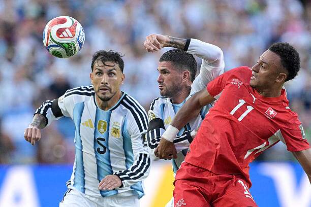 Paredes, De Paul cứng rắn sẽ là thách thức cho tuyến giữa ĐT Anh ở bán kết