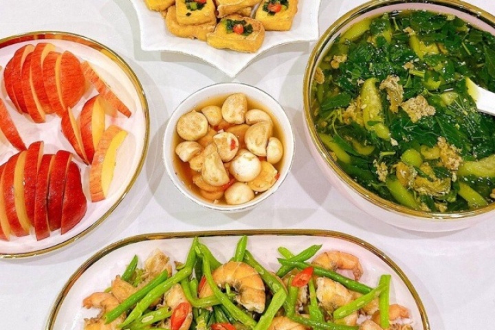 5 mâm cơm gia đình, bữa nào cũng phải có trái cây