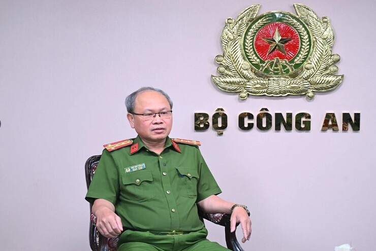 Bộ Công an lý giải về việc người thân, bạn bè đến ở qua đêm phải khai báo lưu trú