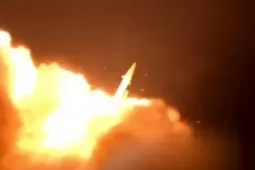 Iran phóng tên lửa tấn công loạt căn cứ Mỹ ở Trung Đông