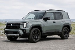 Lộ thêm ảnh phác thảo mới về dòng Mitsubishi Pajero iO