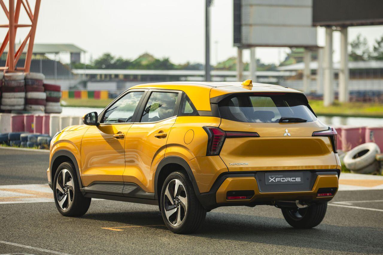 Mua xe gia đình nên chọn Mitsubishi Xforce hay Suzuki XL7? - 9