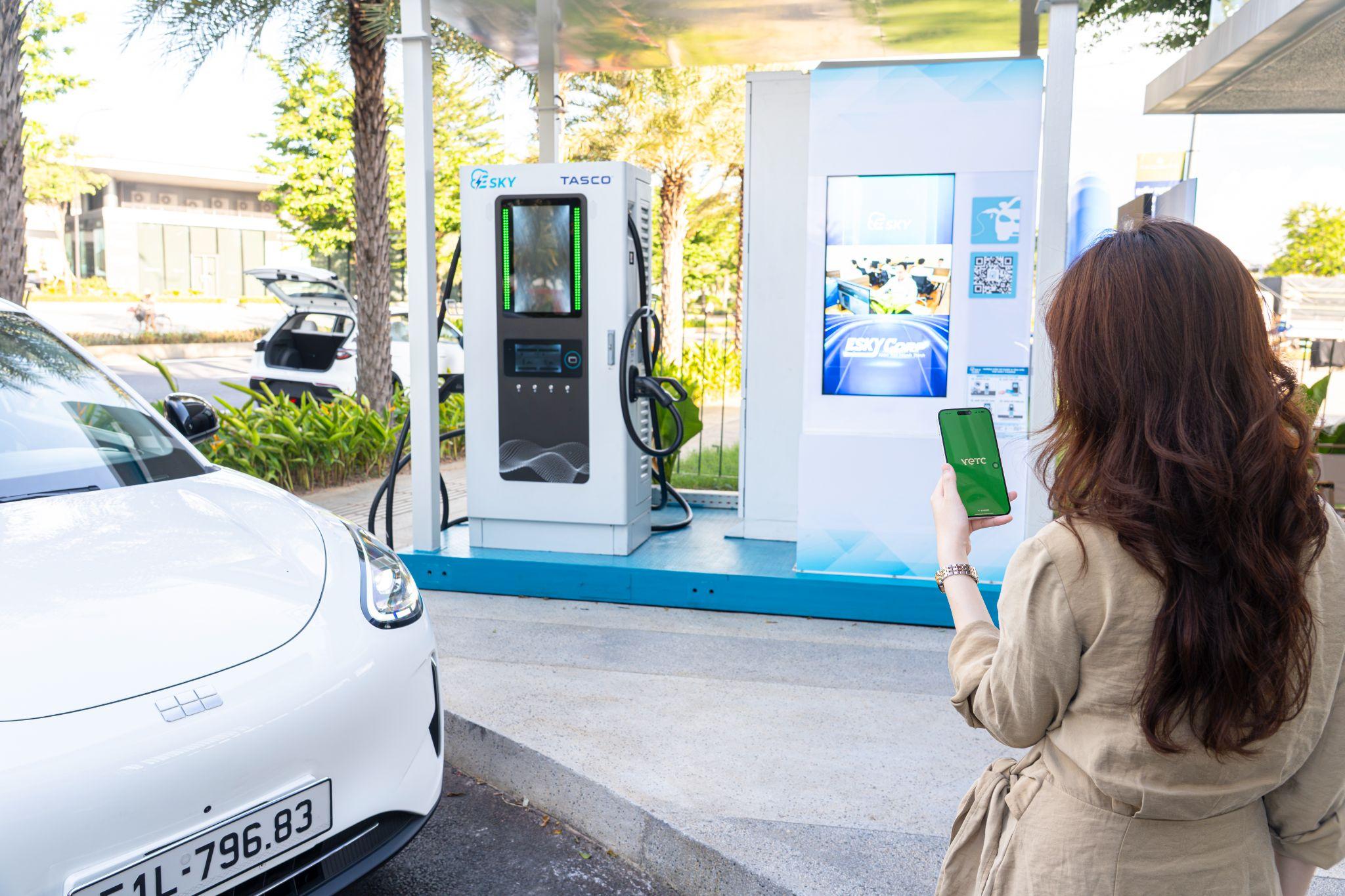 Tính năng VETC Trạm sạc hiện đã tích hợp trên app VETC, kết nối với hơn 200 trạm sạc trên toàn quốc.