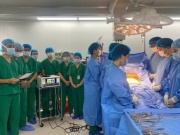 Người đàn ông 49 tuổi ở Hà Nội chết não sau tai nạn, để lại 7 món quà vô giá cho cuộc đời