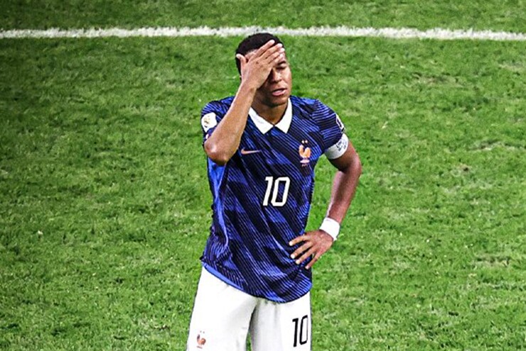 Báo Pháp chỉ trích nặng nề đội nhà, chấm Mbappe 3 điểm sau khi bị loại khỏi World Cup