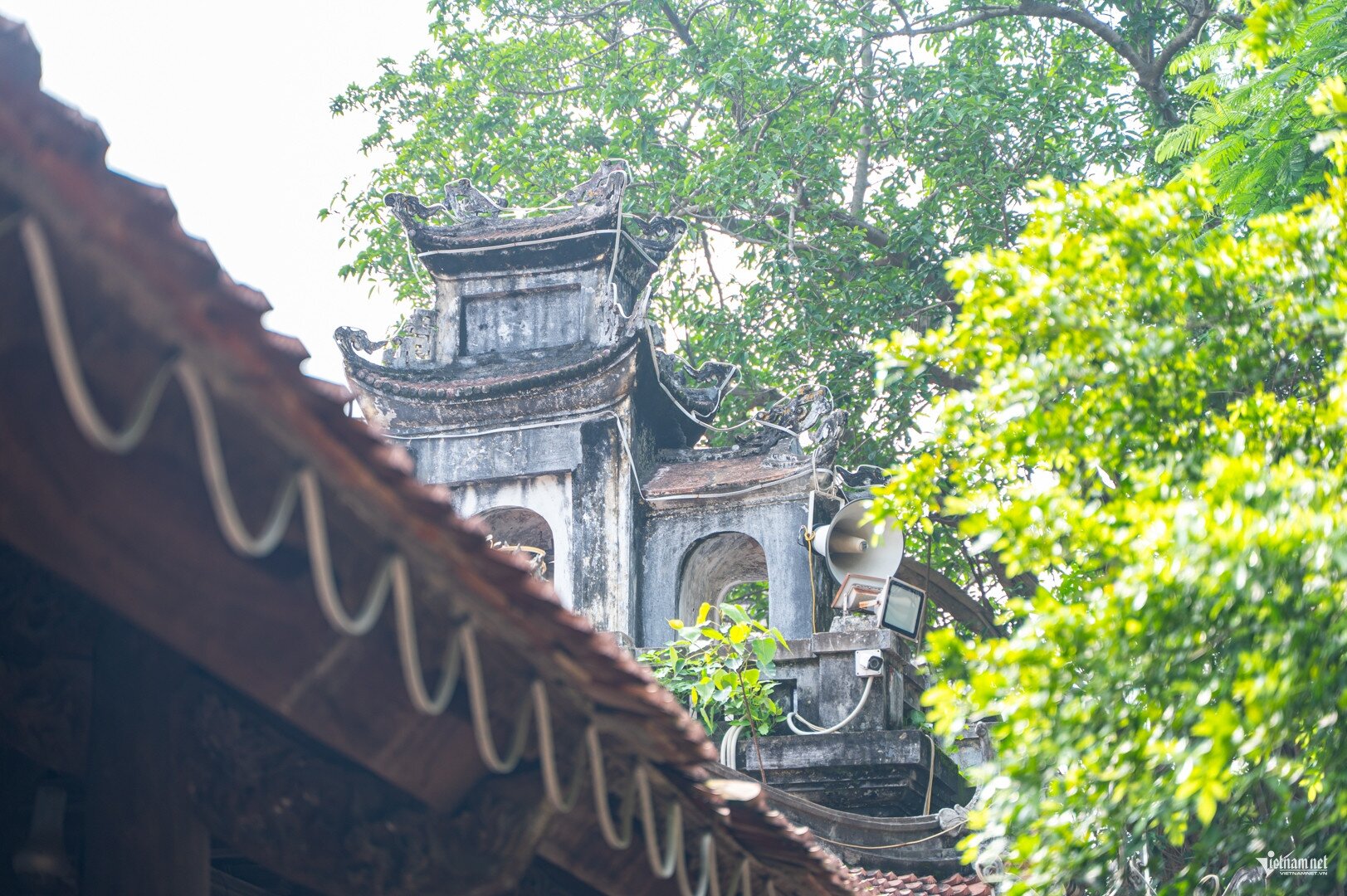 Đình làng là một công trình kiến trúc nghệ thuật tiêu biểu của địa phương. Ảnh: Huy Nguyễn