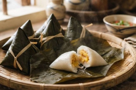 Vì sao gọi là bánh ít?