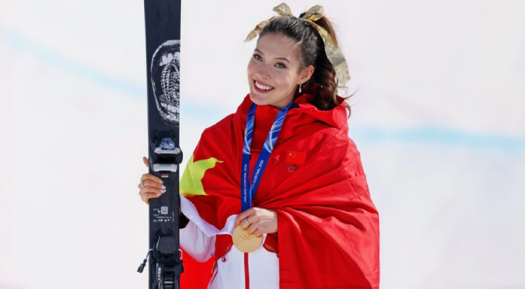 Eileen Gu trở thành huyền thoại Olympic mùa Đông với quốc tịch Trung Quốc 