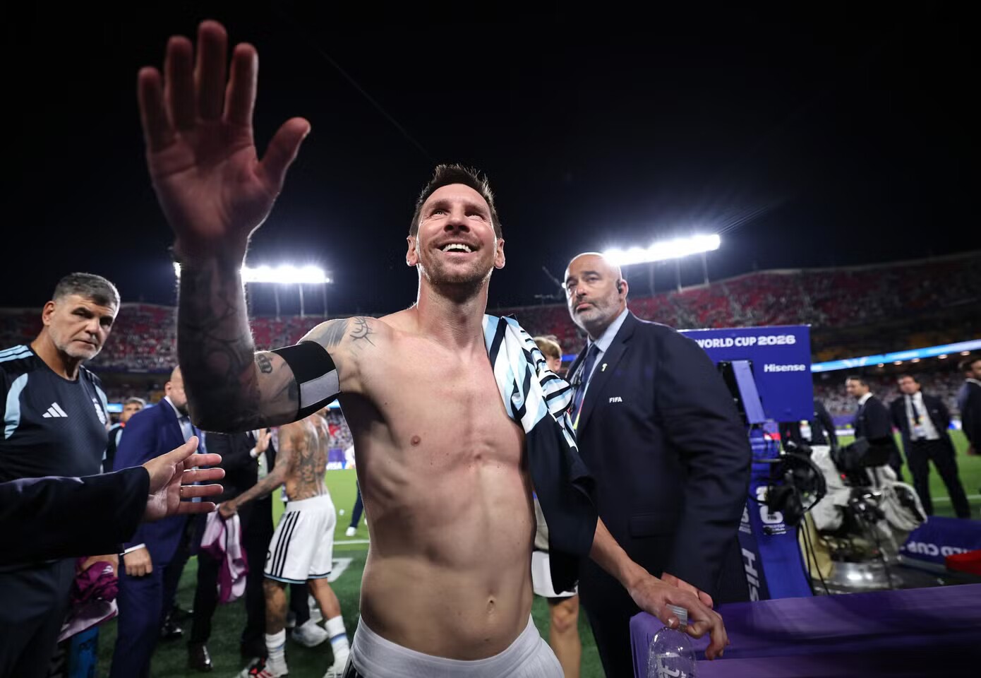 Haaland vượt hết Messi, Neymar và Ronaldo - 54