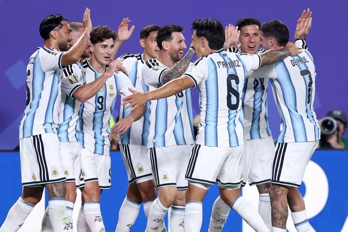 Haaland vượt hết Messi, Neymar và Ronaldo - 50