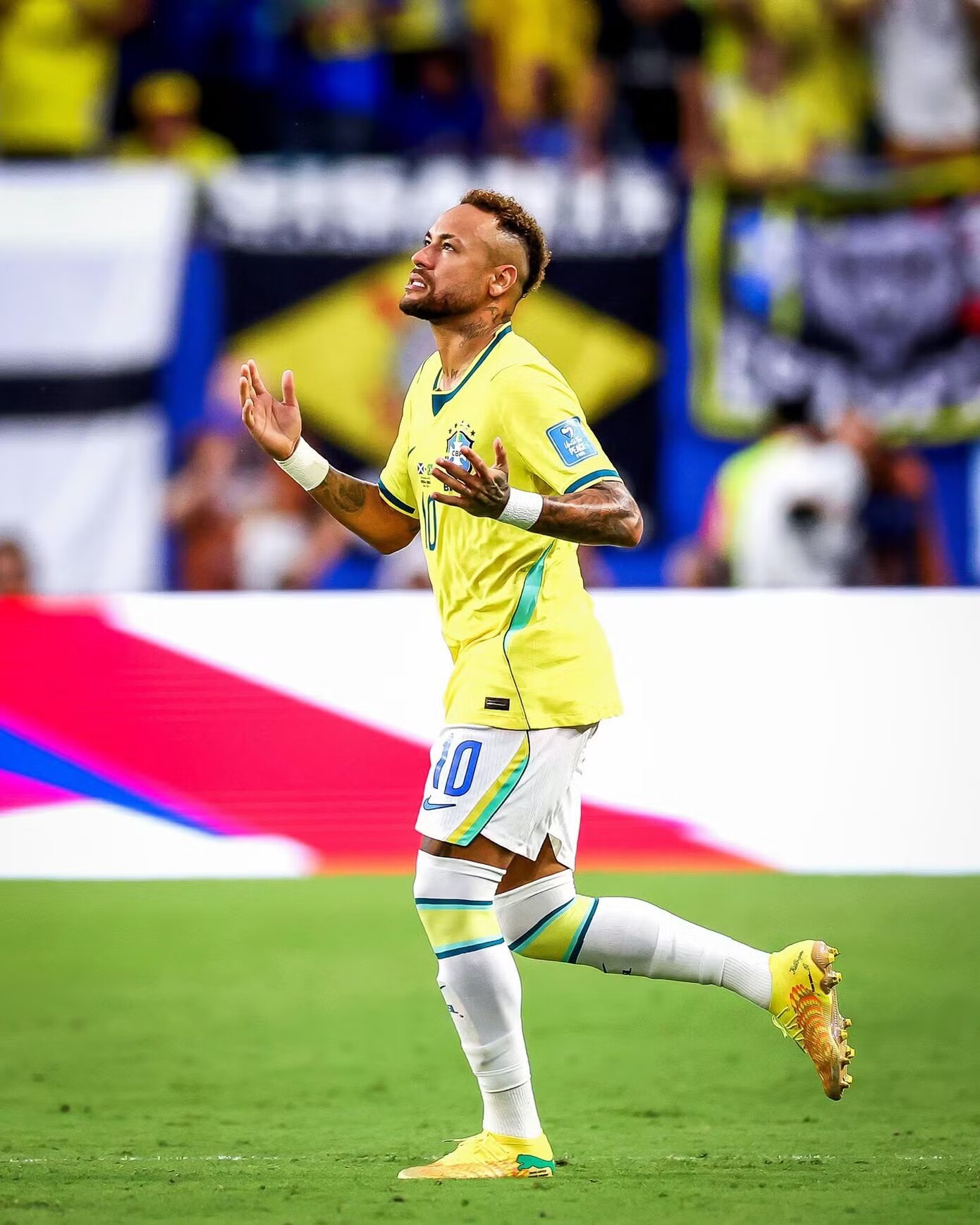Haaland vượt hết Messi, Neymar và Ronaldo - 42