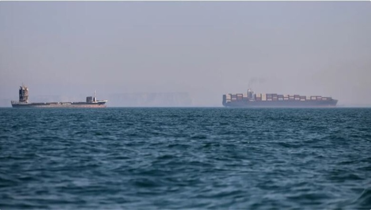 Iran tuyên bố eo biển Hormuz là lằn ranh đỏ đối với an ninh quốc gia - 1