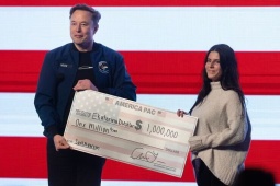 Elon Musk bị cáo buộc chi 1 triệu USD để 'mua phiếu'