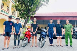 Bắt 5 đối tượng dùng kiếm, tuýp sắt chống đối Công an