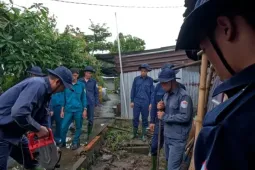 Khai quật 2 vị trí nghi mộ chôn tập thể 12 liệt sĩ