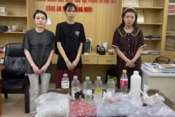 Bốn "nữ quái” mở xưởng pha chế ma túy dưới vỏ bọc thuốc lá điện tử