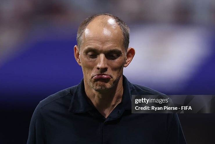 Tuchel không bị FA sa thải