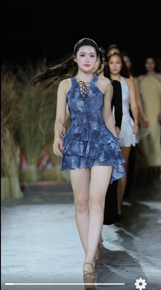 Phương Oanh lại gây chú ý - 4