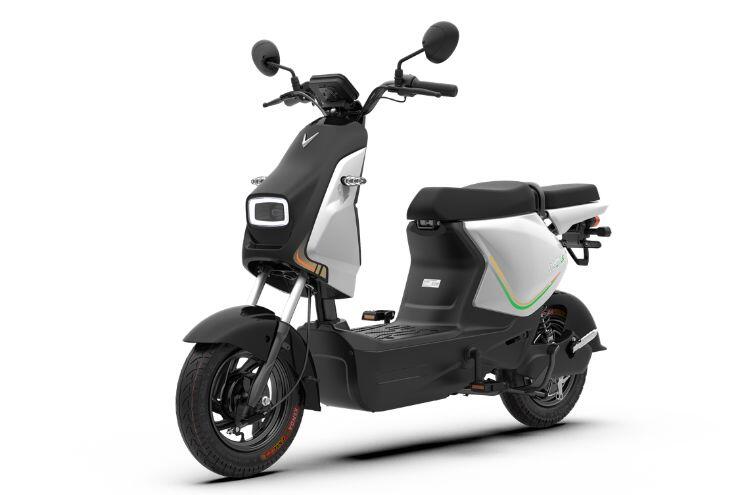 Xe máy điện VinFast Amio S2 ra mắt, giá 12 triệu đồng - 1