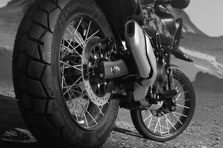 Royal Enfield biến Himalayan 450 thành ‘chiến binh bóng đêm’ với bản Mana Black Edition 2026 - 4