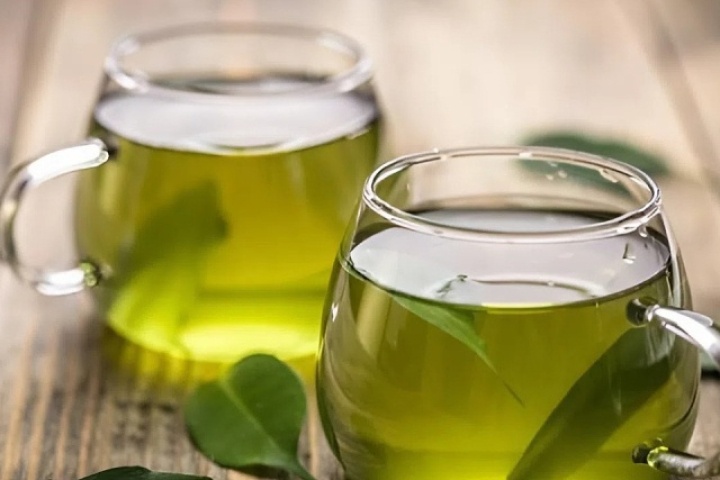 Cách trà xanh hỗ trợ giảm gan nhiễm mỡ, hạ men gan