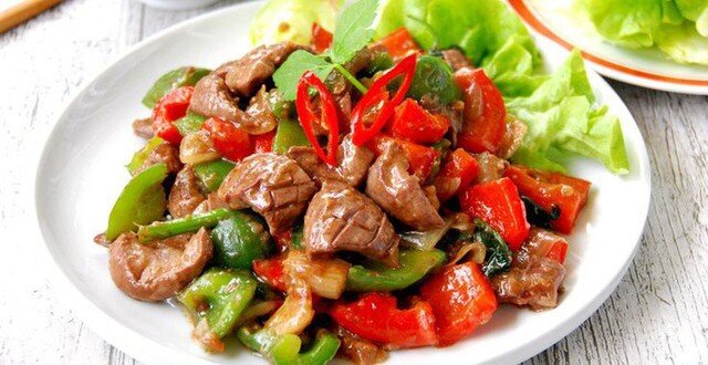 Lựa chọn cật lợn tươi, sơ chế đúng cách và ăn điều độ giúp phát huy giá trị dinh dưỡng của thực phẩm.