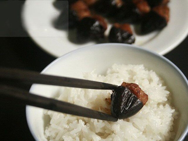 Loại quả xấu xí, vừa hỗ trợ phát triển chiều cao ở trẻ em, lại vừa bảo vệ gan ở người lớn, chế biến thành nhiều món ngon - 7