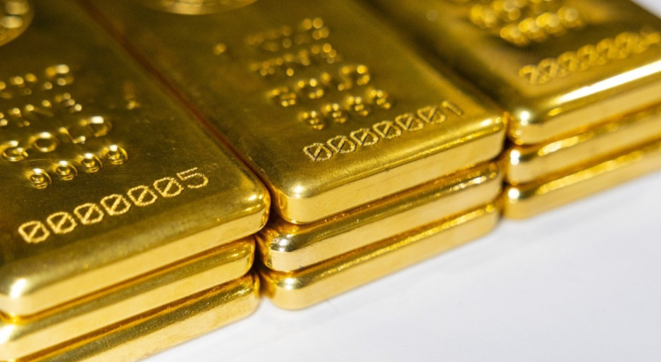 Giá vàng thế giới liên tục dao động quanh ngưỡng tâm lý 4.000 USD/ounce trong bối cảnh căng thẳng Mỹ - Iran leo thang và kỳ vọng lãi suất của Fed vẫn được duy trì ở mức cao. Ảnh: Bloomberg