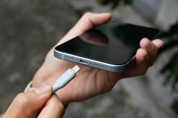 Đây là 4 điều người dùng iPhone nên ngừng làm ngay khi cắm sạc