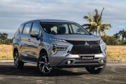 Cầm 500 triệu đồng đi săn xe MPV "lướt"