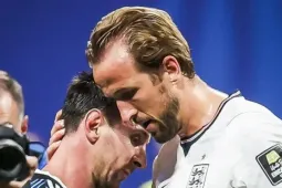 Ảnh Messi ôm Harry Kane gây bão mạng