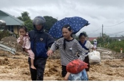 Lũ ống, lũ quét tại Lai Châu làm 3 người mất tích, hàng trăm ngôi nhà bị cuốn trôi