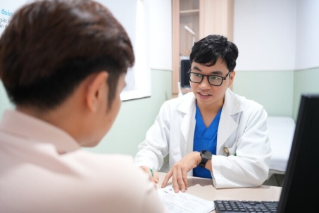 Đừng để giãn tĩnh mạch thừng tinh âm thầm lấy đi cơ hội làm cha