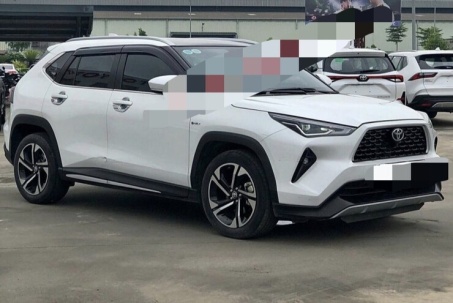 Dù đã ra mắt 3 năm, Toyota Yaris Cross HEV vẫn hiếm có khó tìm trên chợ mạng