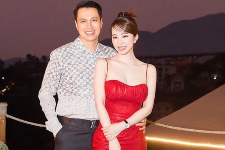 Công khai hẹn hò sau nhiều năm từng vướng tin đồn 'tình tay ba', Việt Anh và Quỳnh Nga hiện sống trong căn nhà thế nào?