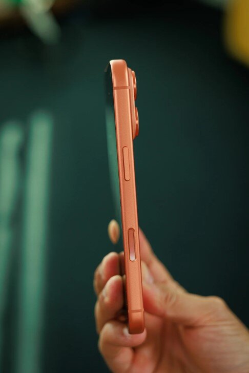 iPhone 17 Pro màu cam siêu đẹp.
