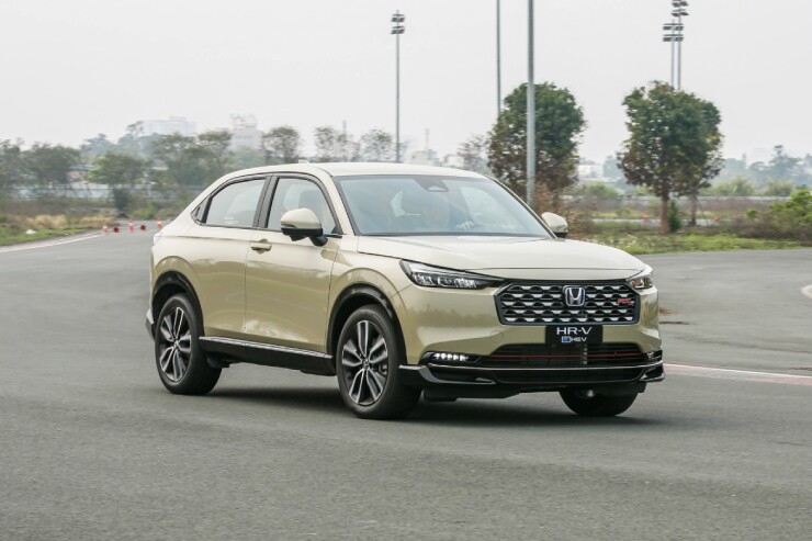 Mổ xẻ ưu nhược điểm của bộ tứ SUV đang nổi hiện nay - 3